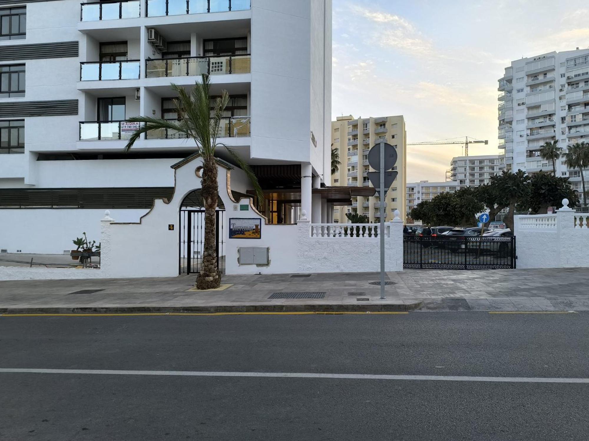 Апартаменты Estudio Puerto Marina Бенальмадена Экстерьер фото