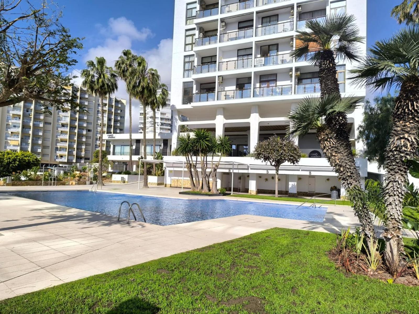 Апартаменты Estudio Puerto Marina Бенальмадена Экстерьер фото